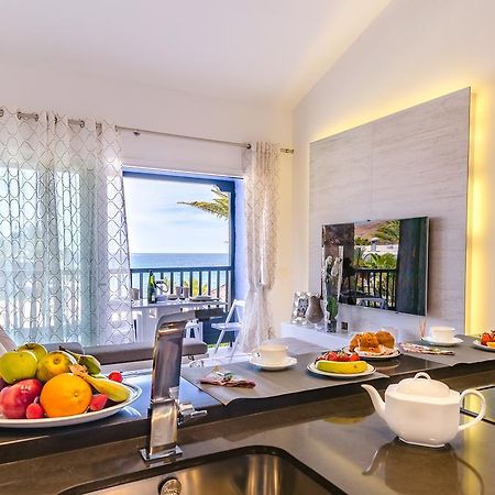 Lidia & Paco Home Two Bedrooms Beachfront Playa Del Aguila  エクステリア 写真